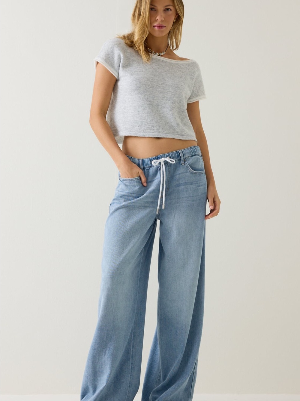 Altar'd State High Rise Extra Wide Leg Drawstring Jeans Size 29 NWT